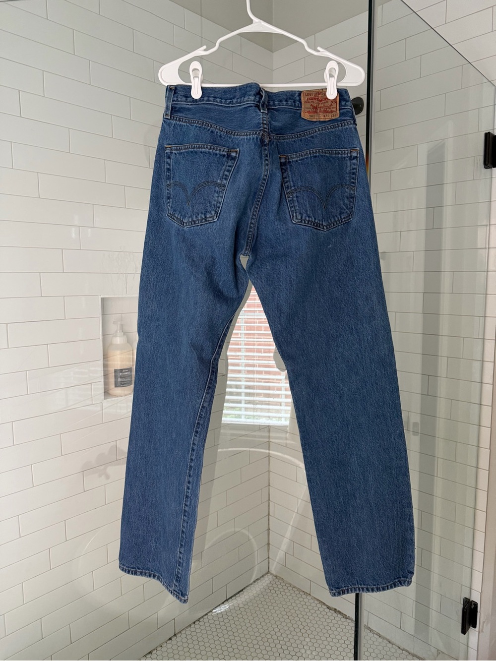 Levi's Women's Blue Straight Leg Jeans - Picture 3 of 5